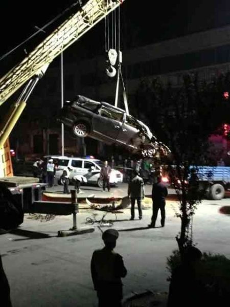 事故现场图片。