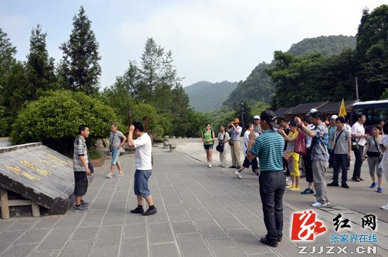 武陵源风景区暑期游人气渐涨