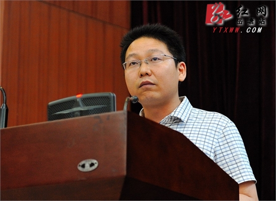 上下齐行动 岳塘区召开“清洁岳塘”动员大会