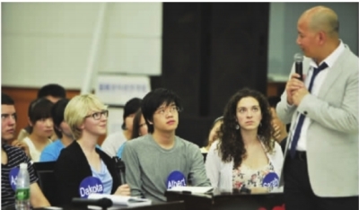 中美优秀高中生长沙对话:兴趣比成绩更重要