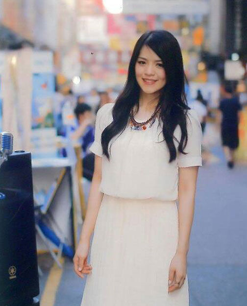 宅男女神龙小菌图片