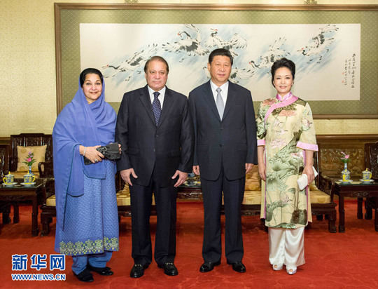 7月4日，国家主席习近平在北京钓鱼台国宾馆会见巴基斯坦总理谢里夫。新华社记者 李学仁 摄