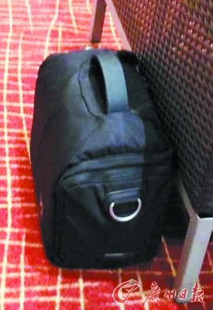 这就是那个装着2亿元钻石的包。(图片由受访者提供)