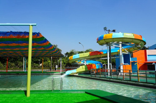 台北市青年公园游泳池。台湾“中广新闻网”图