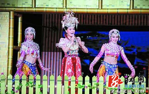 湘女雷佳将助阵2013张家界国际乡村音乐周