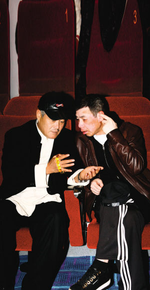 近期，关于冯小刚执导马年春晚的消息被炒得沸沸扬扬。昨日，经多方打探获悉，冯小刚已经确认出任马年春晚总导演。