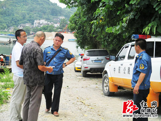 保靖县:海事、公路联合执法 确保汽车渡口安全