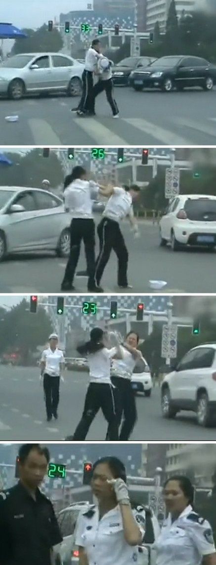 网曝唐山2名交警当街厮打 官方：是协管员已开除