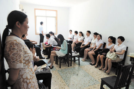 长沙公务员面试启动 70名考官全部来自外地(图)