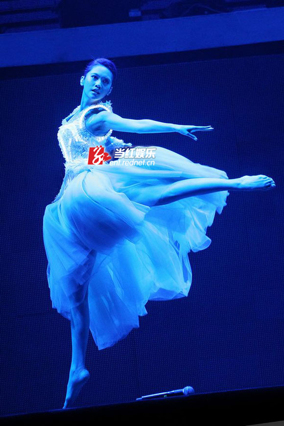 杨丞琳精彩演出
