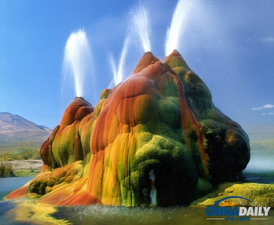 人间仙境:美国内华达沙漠绝美间歇泉(高清组图)