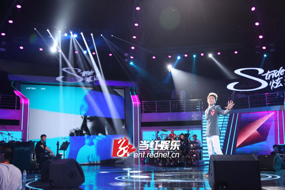 辉灿图片