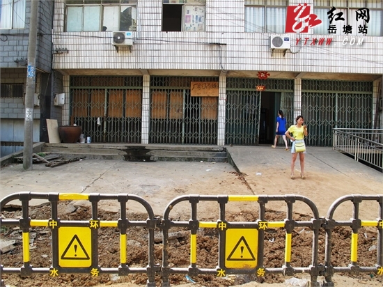 20天连爆3次水管 东湖路居民“三声叹息”
