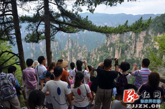 武陵源风景区：“清凉之夏”升温旅游