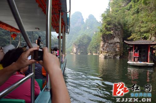 武陵源风景区：“清凉之夏”升温旅游