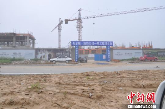 河南新野公园被毁建星级酒店相关部门“说不清”