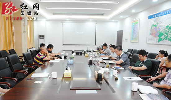 全美湖南工商会来岳塘经开区洽谈项目合作