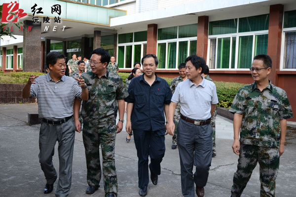 沅陵县县团领导前往云箭集团有限公司开展军事