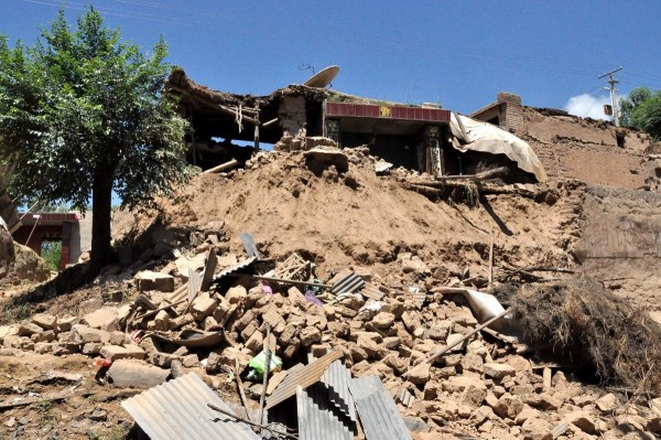 甘肃地震遇难者村庄:补贴有限致危旧改造搁浅