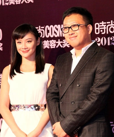 于正回应袁姗姗滚出娱乐圈:别急着打破别人碗