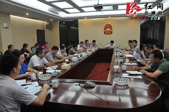 全力动员 岳塘区力争高标准完成2013年征兵工作任务