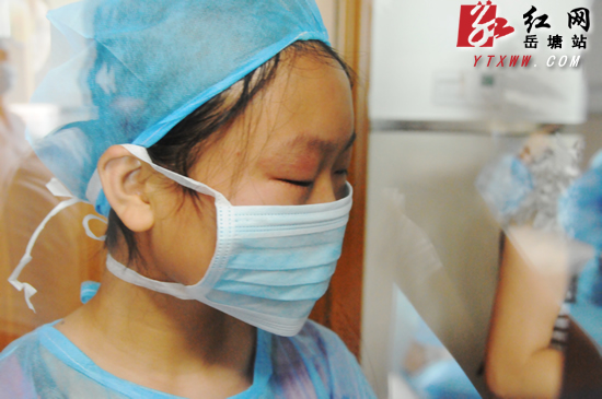 家猪“发疯” 赶猪人被撞入滚烫潲水锅遭活煮