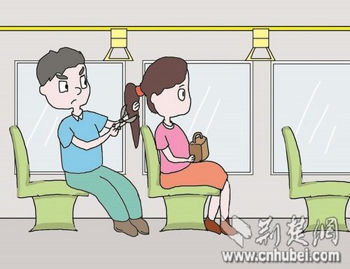 男子公交上偷剪女乘客头发 司机关车门报警