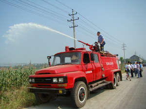 连日高温无雨天气 西洞庭酣战大旱