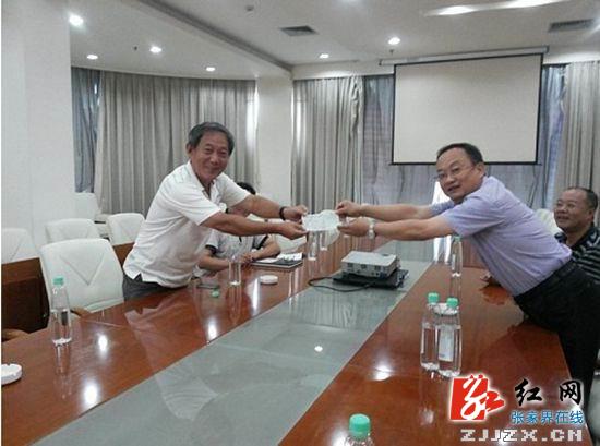 大灾有大爱  久旱献甘霖