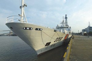 中国海警船进钓鱼岛领海巡航超一天创最长纪录