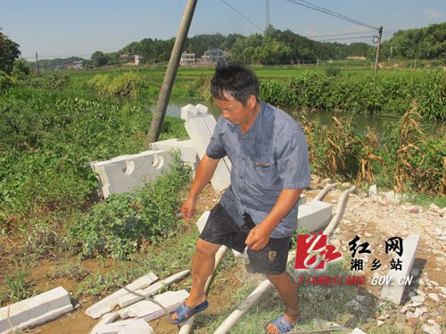 湘乡市:三轮车队送水接力 希望之水滋润农田_湘乡市_湖南频道