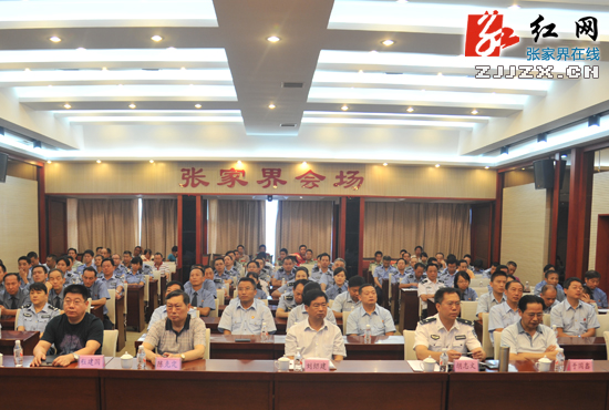 “忠诚履职，贴心为民”的好警察李杨先进事迹感动张家界