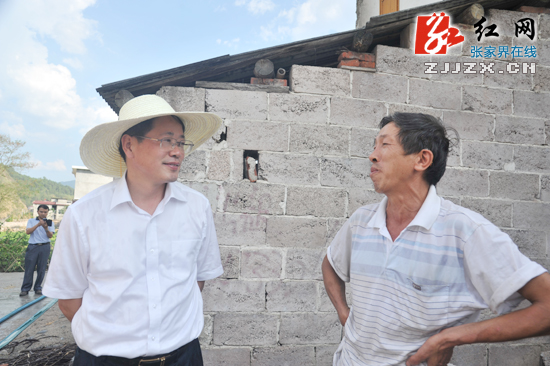 杨光荣深入慈利县调研旱情