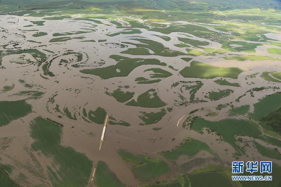 多地村庄、农田被淹 嫩江流域防汛形势严峻(组图)