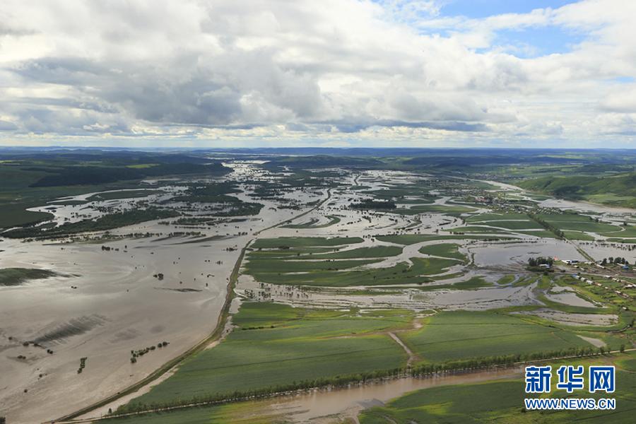 多地村庄、农田被淹 嫩江流域防汛形势严峻(组图)