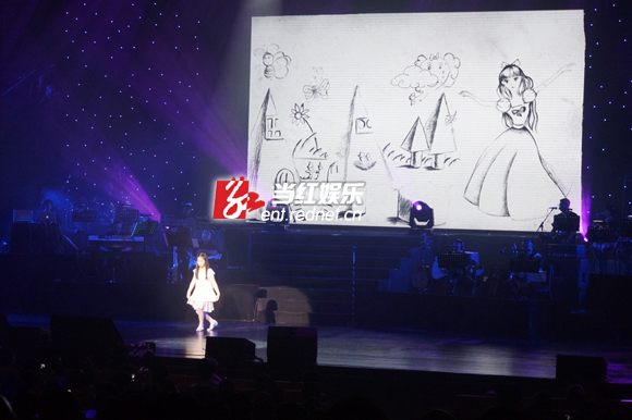 陈明女儿和女儿画的画