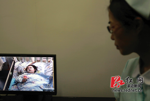 <em>母女</em>疑肉毒杆菌中毒,千里运救命血清_新闻频道