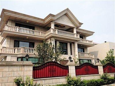 北京城管部门回应别墅违建:该社区各种矛盾较复杂