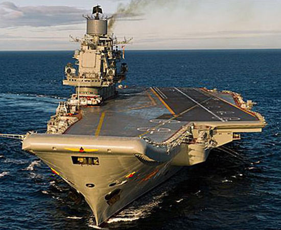俄罗斯海军“库兹涅佐夫”号航母