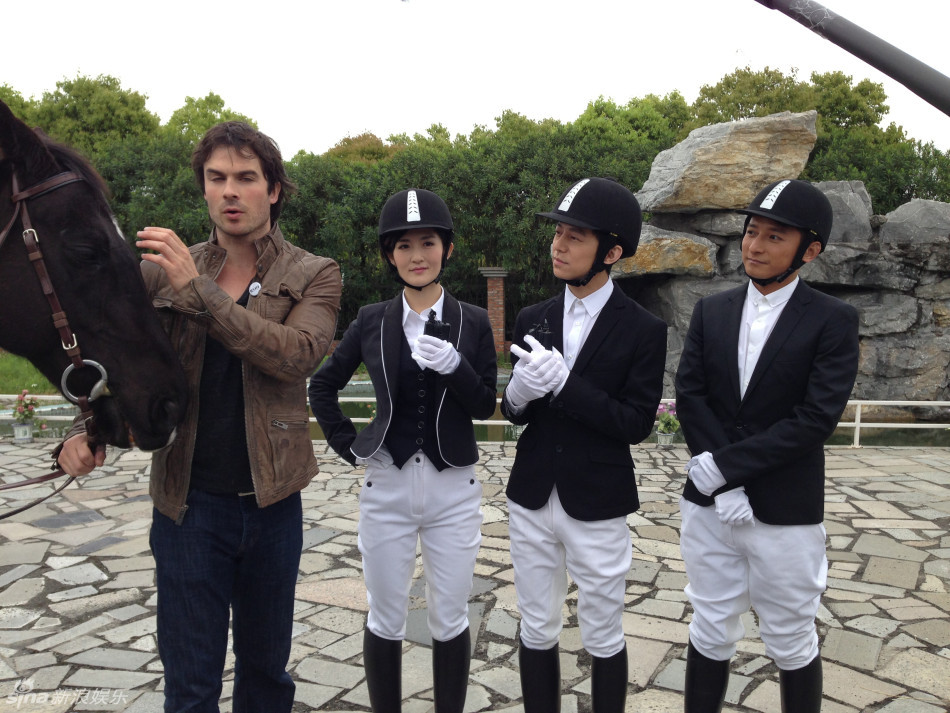 MaggieQ登《快本》 吸血鬼伊恩与谢娜大尺度