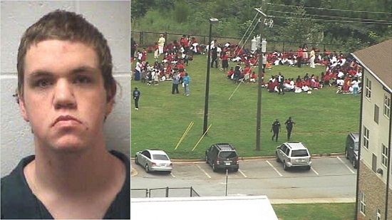 美国枪手携500发子弹枪击小学辩方称其精神分裂