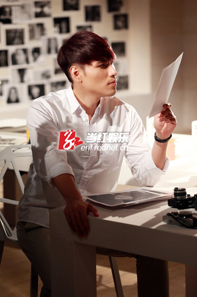 杨宗纬歌未央饰演摄影师