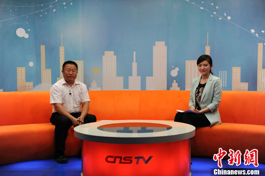 中国人民大学公共政策研究院执行副院长毛寿龙 张龙云/摄影