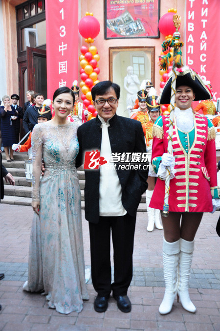 中国电影节推广大使章子怡、成龙在圣彼得堡