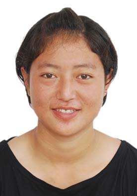 四川帆板姑娘马娇弃赛救人