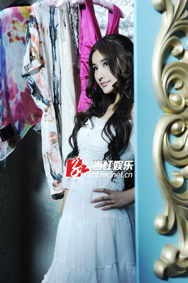 张子瑄《女王衣橱》