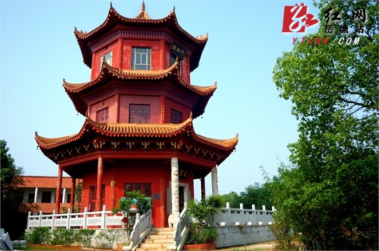 感受道教文化 岳塘新闻网网友采风天师宫（图）