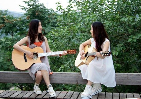 琪淇姐妹爱在小时代。