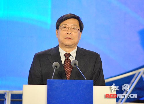 湖南省委副书记、省长杜家毫出席开幕式并讲话