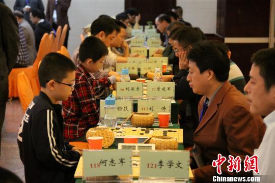 “九星杯”围棋锦标赛嘉禾落子业余界高手云集